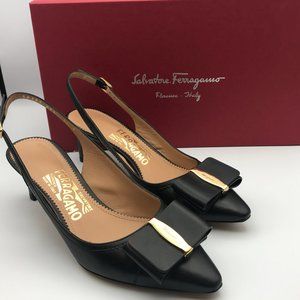 Salvatore Ferragamo Black Leather Edila Pumps